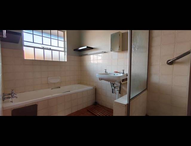 2 BEDROOM PROPERTY TO RENT IN NORTON PARK